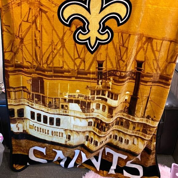 New Orleans Saints Plush Blanket - Picture 2 of 4